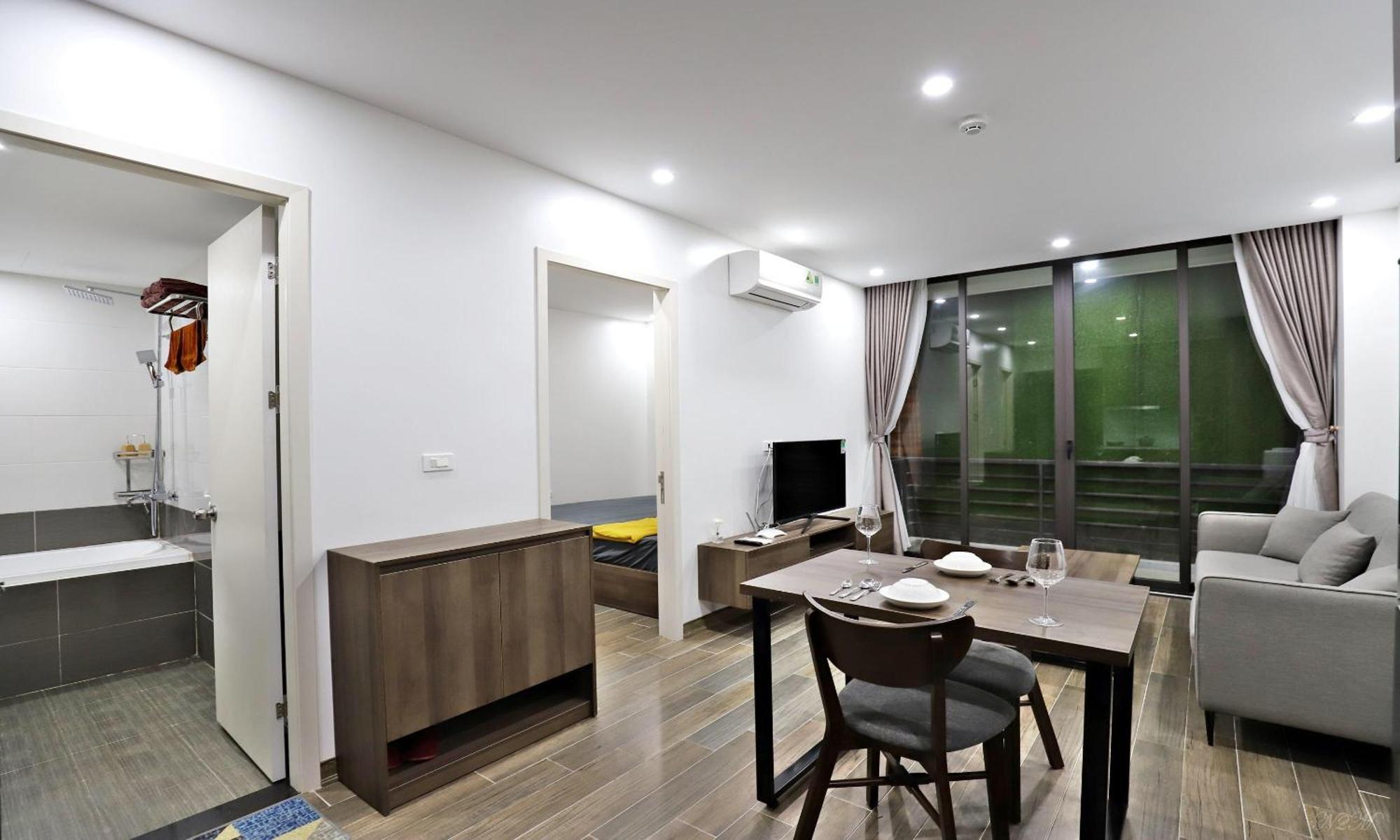 Luxe Paradise Residence 32 To Ngoc Van Hanoi Exterior photo