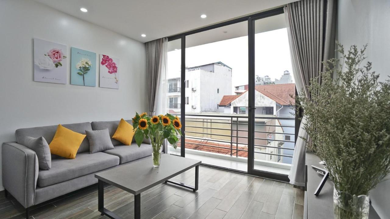 Luxe Paradise Residence 32 To Ngoc Van Hanoi Exterior photo